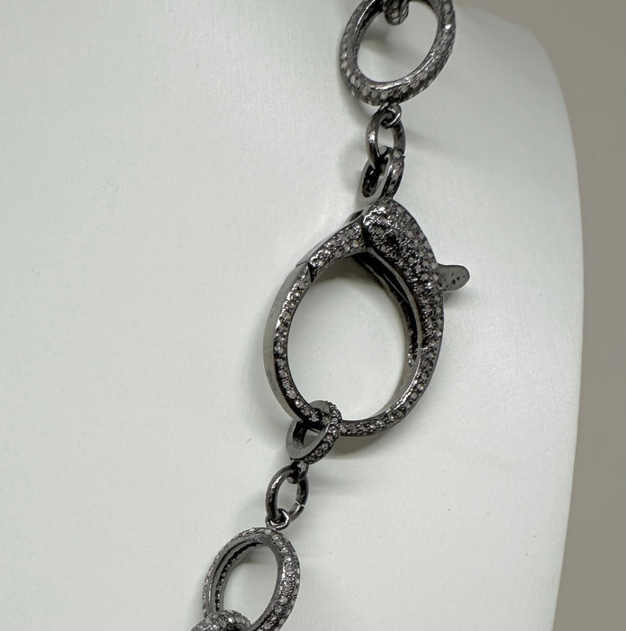 Pearl and Diamond Links